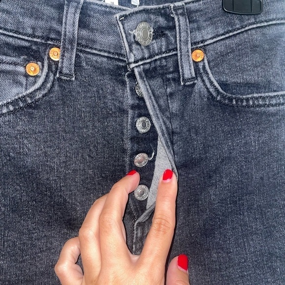 Re/Done 90s High-Rise Ankle Crop Jeans in Stoned Noir Size 24 - Picture 7 of 13